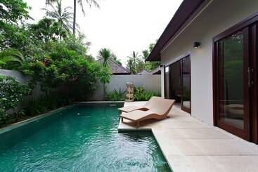 هتل Kebun Villas & Resort