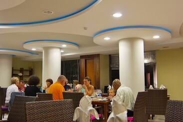 Laguna Beach Hotel & Spa