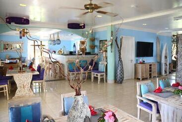 هتل Le Relax Beach House   La Digue