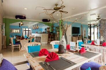 هتل Le Relax Beach House   La Digue