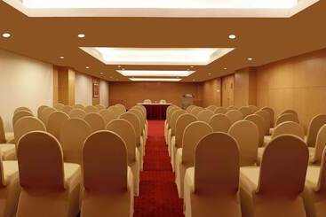 Lemon Tree Hotel Whitefield, Bengaluru