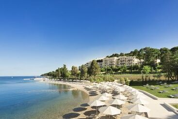 Lone Hotel By Maistra Collection