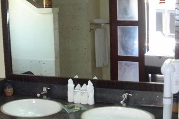 هتل Luce D Alma Resort