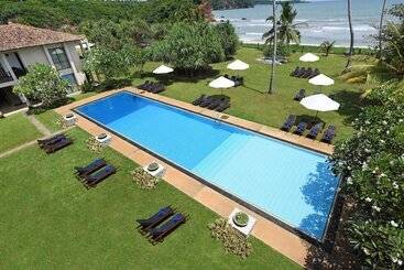 هتل Mandara Resort Mirissa