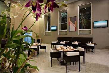 酒店 Meluha The Fern