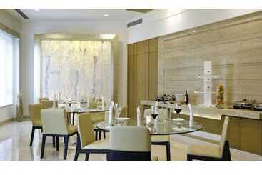 酒店 Meluha The Fern