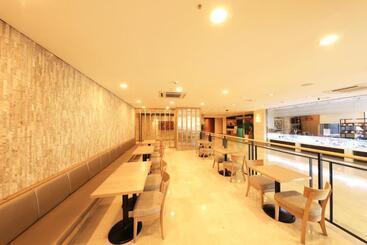 Hotel Ocean Suites Jeju