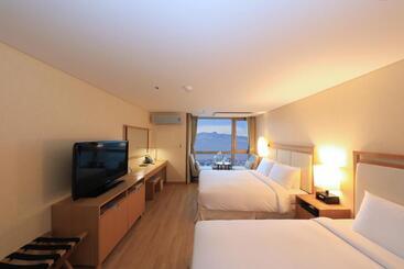 Hotel Ocean Suites Jeju