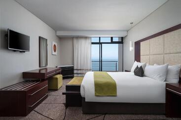 Premier Hotel East London Icc