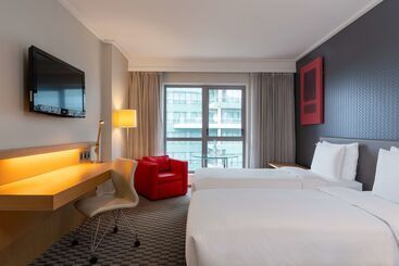 Radisson Blu Gautrain Hotel, Sandton Johannesburg