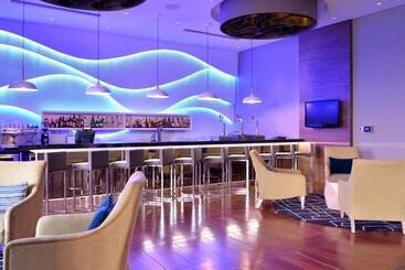 Radisson Blu Gautrain Hotel, Sandton Johannesburg