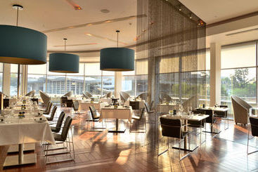 Radisson Blu Gautrain Hotel, Sandton Johannesburg