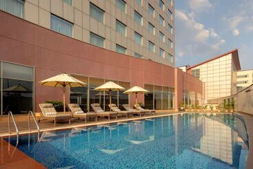 酒店 Radisson Gurugram Udyog Vihar