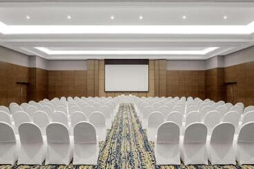 酒店 Radisson Gurugram Udyog Vihar
