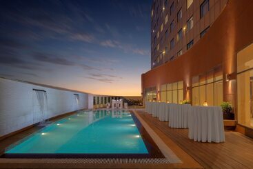 酒店 Radisson Gurugram Udyog Vihar