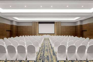 酒店 Radisson Gurugram Udyog Vihar