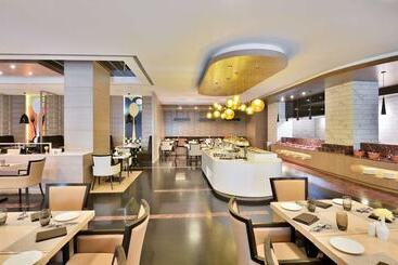 هتل Radisson Gurugram Udyog Vihar