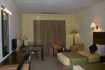هتل Ramada Katunayake