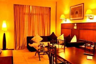 هتل Ramada Katunayake
