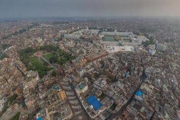 هتل Ranjit S Svaasa Amritsar