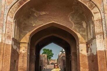 هتل Ranjit S Svaasa Amritsar