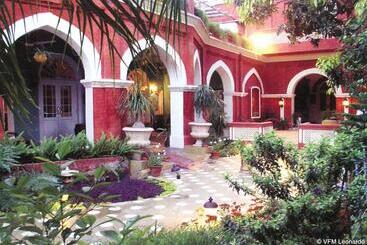 هتل Ranjit S Svaasa Amritsar