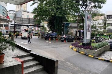 هتل Glodok Plaza