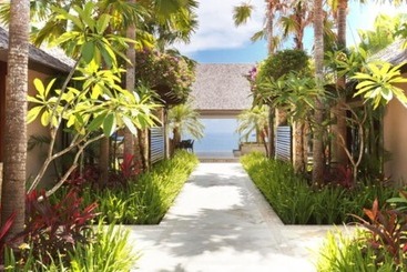هتل The Ungasan Clifftop Resort