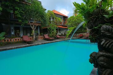 هتل Warsa S Garden Bungalow And Spa