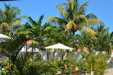 La Pointe Villas