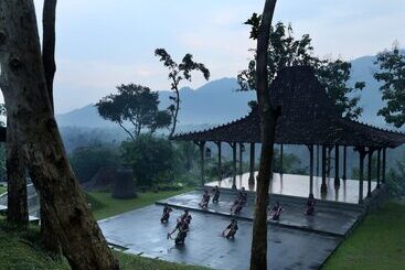 استراحتگاه Plataran Borobudur