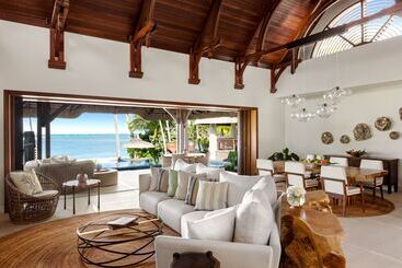 استراحتگاه Shangrila Le Touessrok, Mauritius