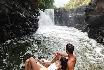 استراحتگاه Shangrila Le Touessrok, Mauritius