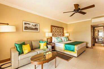 Sands Suites Resort & Spa