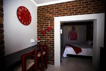 هاستل Inyameko Bnb