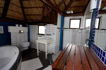 هاستل Inyameko Bnb