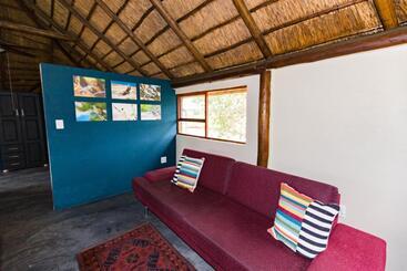هاستل Inyameko Bnb