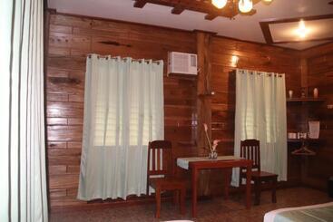 Theresa S Pension House