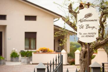 پانسیون Al Borgo Rooms