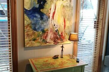 پانسیون Art Studio