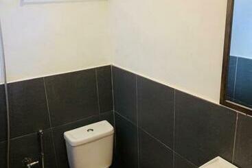 هاستل Eashanti’s Place