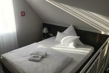Apartment 47