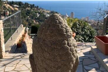تختخواب و صبحانه Monte Carlo View And Spa
