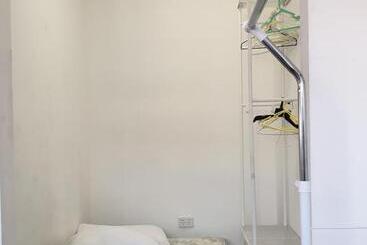 پانسیون Dianella Budget Rooms Happy Place To Stay