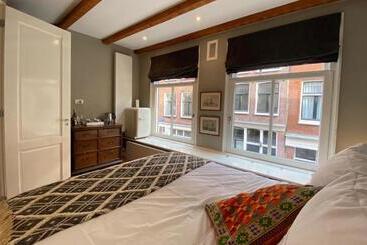 The Lastage Inn   Bed & Breakfast