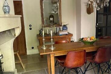 住宿加早餐  L Aile Du Chateau