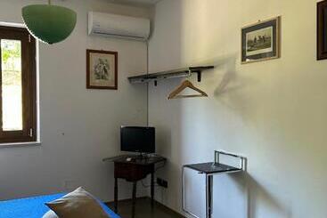 تختخواب و صبحانه Villa Amalia
