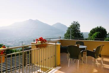تختخواب و صبحانه Villa Amalia
