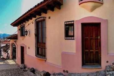 هتل Magnolias Boutique Suites & Spa