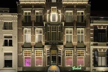 فندق Pauw